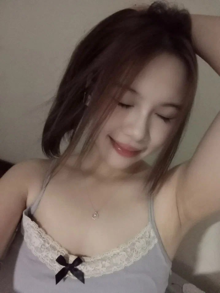 Mây mưa cả đêm cùng chị đồng nghiệp